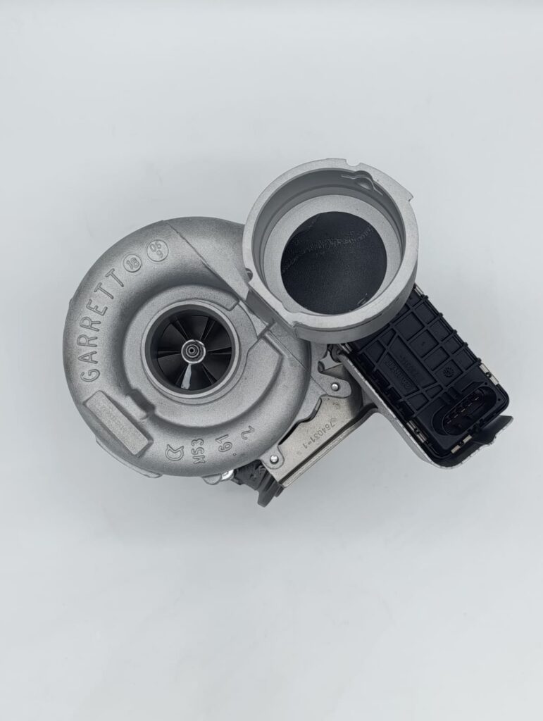 Turbosprężarka regenerowana 3.0D 218KM – BMW – 758353
